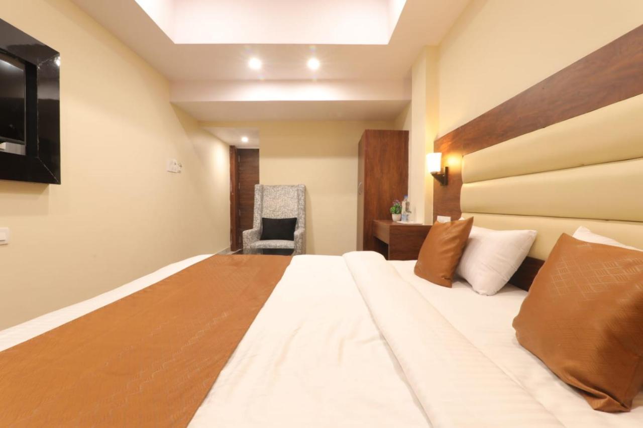 Hotel Blueark ลัคเนา ภายนอก รูปภาพ